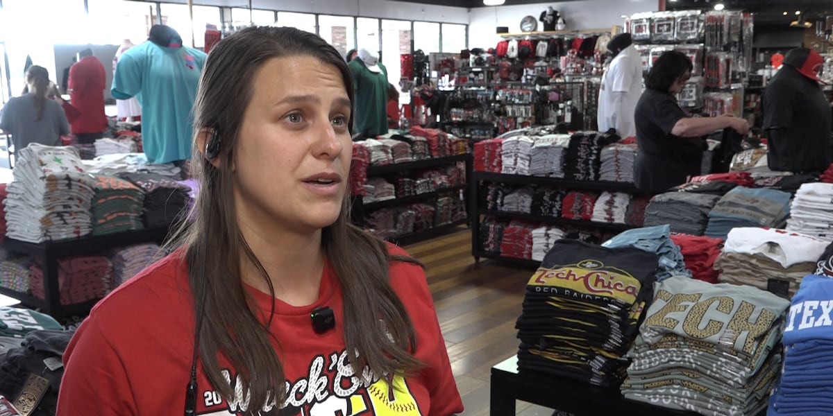 Lubbock fans flocking to local businesses to support TTU softball on the road