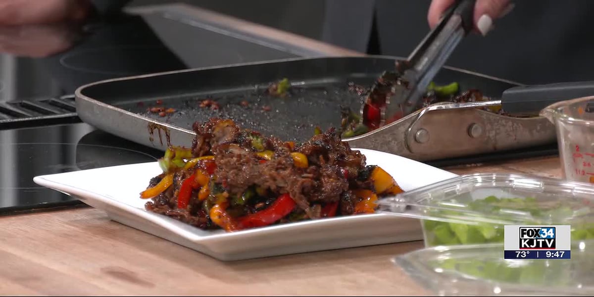 Corner Kitchen: Shaved Steak Stir Fry