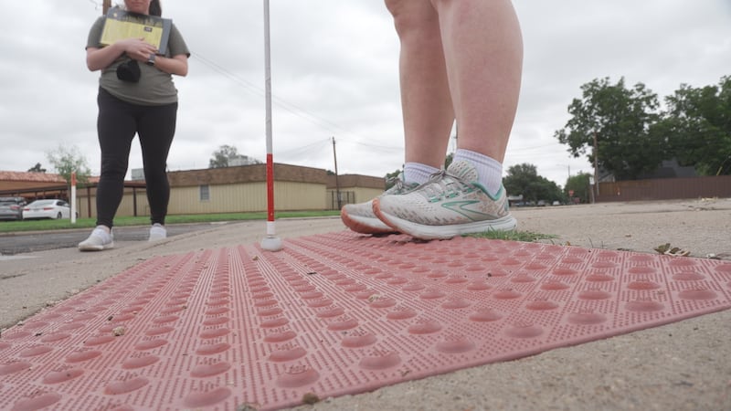 Texas Tech students learn to navigate world without sight